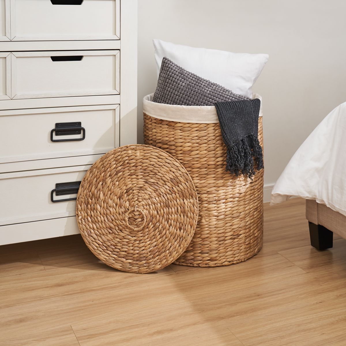 Round Water Hyacinth Hamper with Lid and Liner — view 2