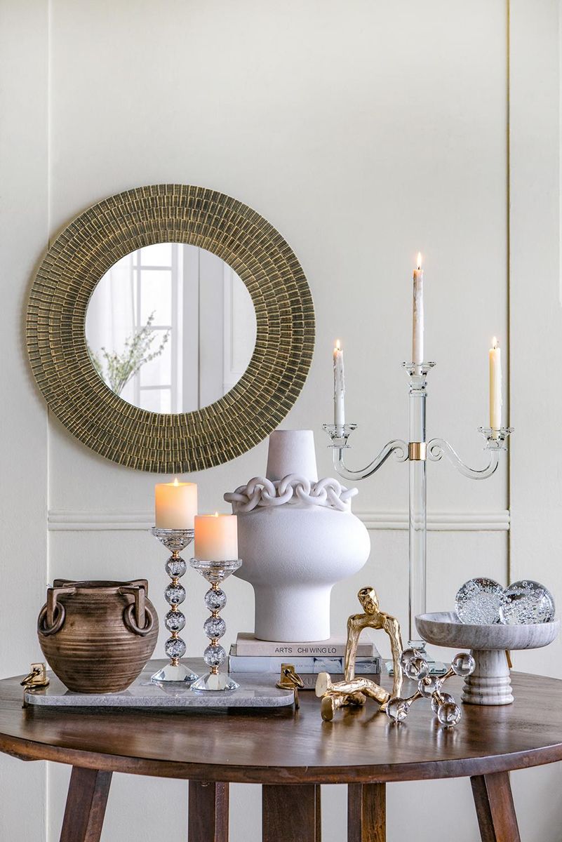 29.5-Inch Round Woven-Texture Accent Mirror