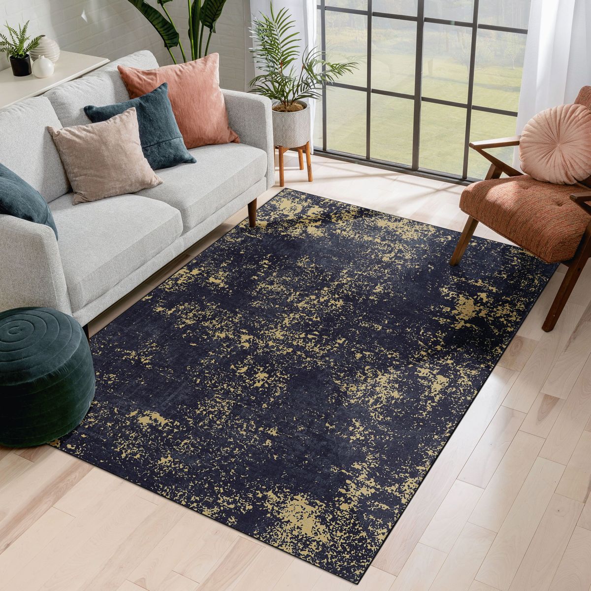 5 x 8-Foot Washable Area Rug, Black/Gold
