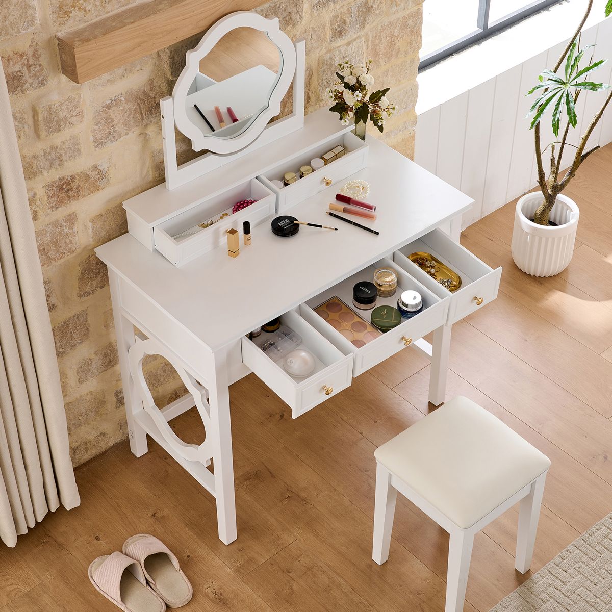 Compact Vanity Set with Reversible Mirror
