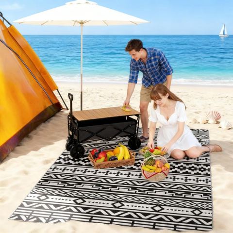 6 x 9 Ft Reversible Outdoor Rug, Black & White