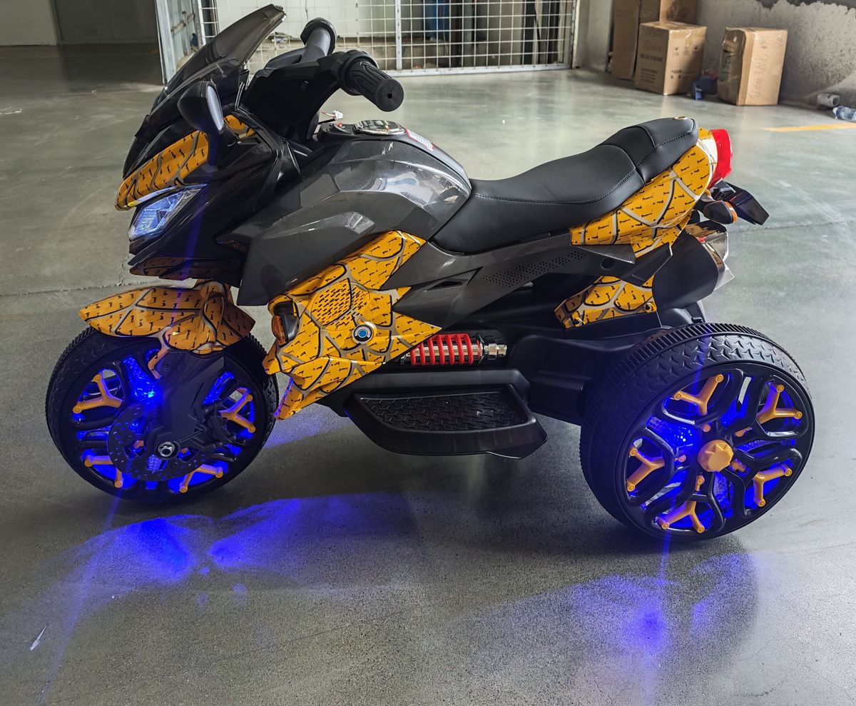 12V Three-Wheel Ride-On Motorcycle, Yellow — view 3